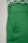 Preview: Grüne Bermuda Shorts "Sophia" für Damen Detailbild vom Hosenbund