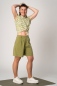 Preview: Damen Shorts "Ursula" Grün aus Viskose seitlich Ansicht von vorne