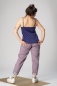 Preview: Baumwollhose für Damen im Mom-Style in Flieder Rückansicht