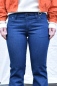 Mobile Preview: Jeans Schlaghose "Jane" in Blau für Damen Nahaufnahme vom Hosenbund