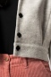 Preview: Cord Culotte für Damen in Farbe Rosa Detailansicht Knopfverschluss