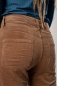Preview: Cordhose für Damen Straight Leg Hellbraun Detailansicht von Gesäß