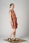 Mobile Preview: Viskose Kleid "Gabi" in Orange mit Ranunkelmuster von rechter Seite