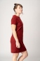 Preview: Kurzes Kleid in Rot-Schwarz gemustert Ansicht rechte Seite