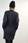 Preview: Sweatkleid in Schwarz kurz aus Bio-Baumwolle langärmelig mit Stehkragen Rückansicht
