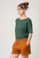 Preview: Viskose T-Shirt "Uta" für Damen in Dunkelgrün von linker Seite Ganzkörperansicht