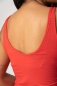 Mobile Preview: Damen Tanktop "Daria" in Rot aus Viskose Nahaufnahme von tiefem Rückenausschnitt