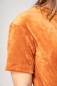 Preview: Nicki Shirt für Damen Orange Samt Detailansicht Kurzärmel