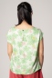 Preview: Viskose Bluse Kurzarm für Damen mit Palmen Nahansicht von hinten