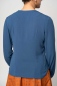 Preview: Bluse Langarm für Damen in Blau mit Knopfleiste ohne Kragen Nahansicht von hinten