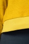 Preview: Teddyplüsch Pullover für Damen in Gelb Detailansicht Bündchen