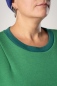 Preview: Oversize Pullover für Damen in Grün Detailansicht Rundhalsausschnitt