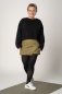 Preview: Oversize Pullover "Sol" Damen Schwarz Ganzkörperansicht von vorne