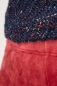 Mobile Preview: Pullover Damen Fledermausärmel Blau Detailansicht bunte Strickoptik