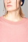 Preview: Damenpullover Oversize Rosa Detailansicht Rundhalsausschnitt