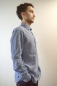 Preview: Leinenhemd für Herren Langarm in Hellblau mit weißen Streifen Ansicht rechte Seite