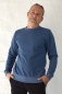 Mobile Preview: Pullover "Ewan" Herren in Blau mit grafischem Muster Ansicht seitlich von vorne