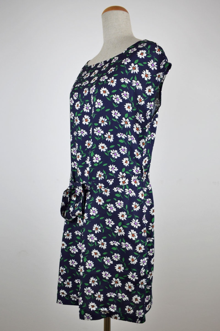 Viskose Kleid "Gabi" Dunkelblau mit Blümchen von linker Seite