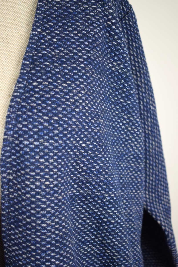 Mantel "Blanka" für Damen Blau/Weiß gewebt  Detailansicht Material