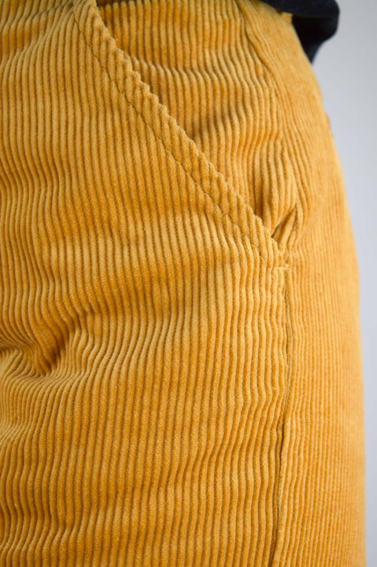 Cord Culotte für Damen in Gelb Detailansicht Seitentasche