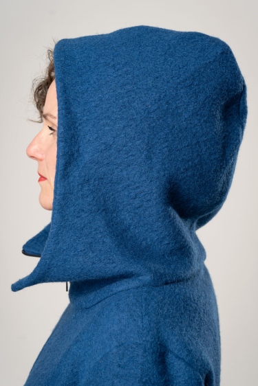 Wollmantel für Damen Blau Detailansicht Kapuze