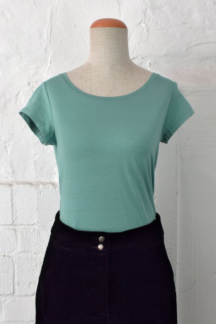 Viskose T-Shirt "Amber" in Mintgrün für Damen Ansicht von vorne