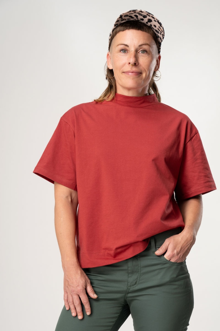 Rotes T-Shirt "Ruma" Damen BIO mit Stehkragen