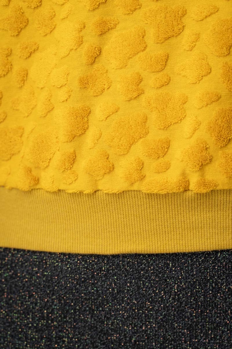 Kurzarmshirt "Anita" für Damen in Gelb Detailansicht Material