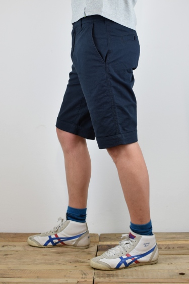 Kurze Hose "Cornelius" für Herren knielang in Farbe Navy von linker Seite