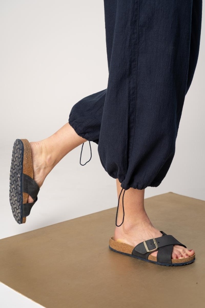 Wide Leg Hose 7/8 Damen Navy Leinen-Baumwolle Detailansicht Hosenbeine