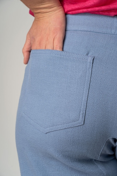 Wide Leg Hose für Damen Leinen-Mix Hellblau Detailansicht von Gesäßtasche