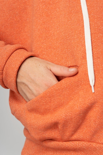 Sweatjacke "Meike" Orange mit Kapuze Detailansicht Seitentasche