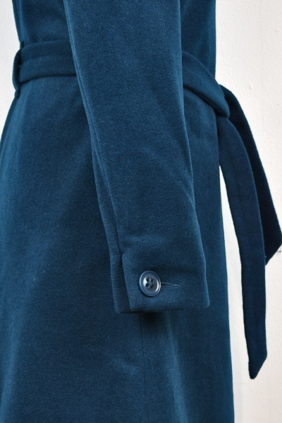Mantel "Tara" aus Wolle für Damen in Blau Detailansicht Ärmel