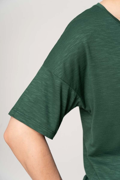 Viskose T-Shirt "Uta" für Damen in Dunkelgrün Detailbild Halbärmel
