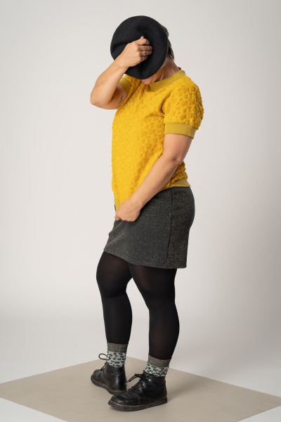 Kurzarmshirt "Anita" für Damen in Gelb Ansicht von linker Seite im Profil