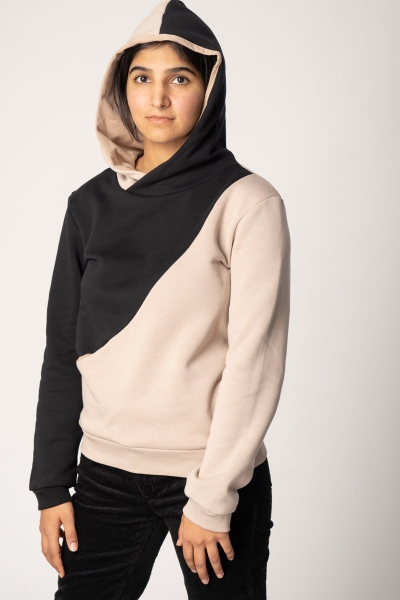 Hoodie für Damen Bio-Baumwolle Blockfarben Beige-Schwarz Ansicht von vorne