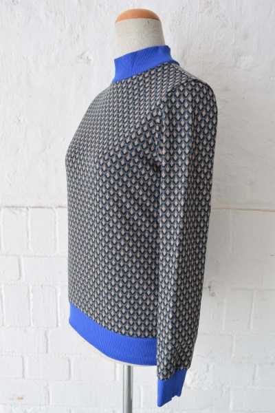 Stehkragen Pullover für Damen Art Déco Muster Ansicht linke Seite